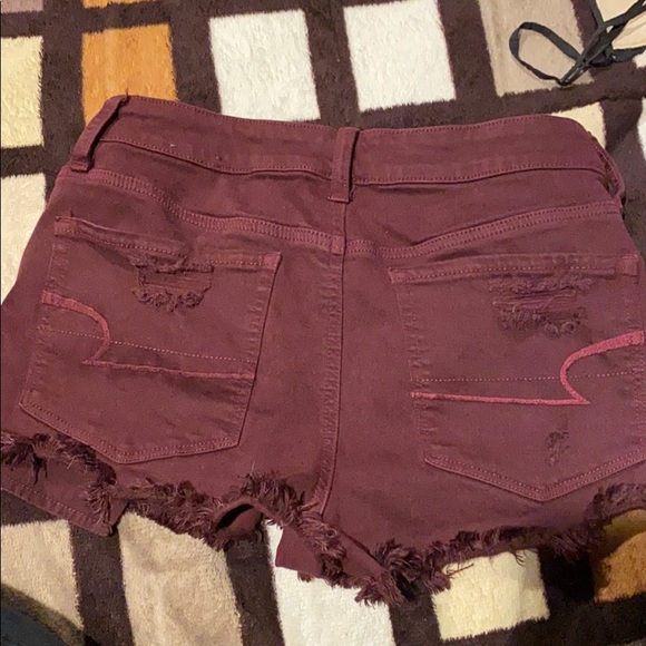 American Eagle Burgundy shorts - Picture 3 of 3